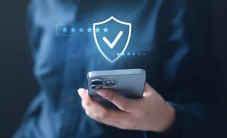 How does phishing-resistant MFA work?